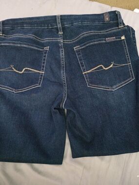 7 For All Mankind Women's Straight Leg Dark Blue Jeans
